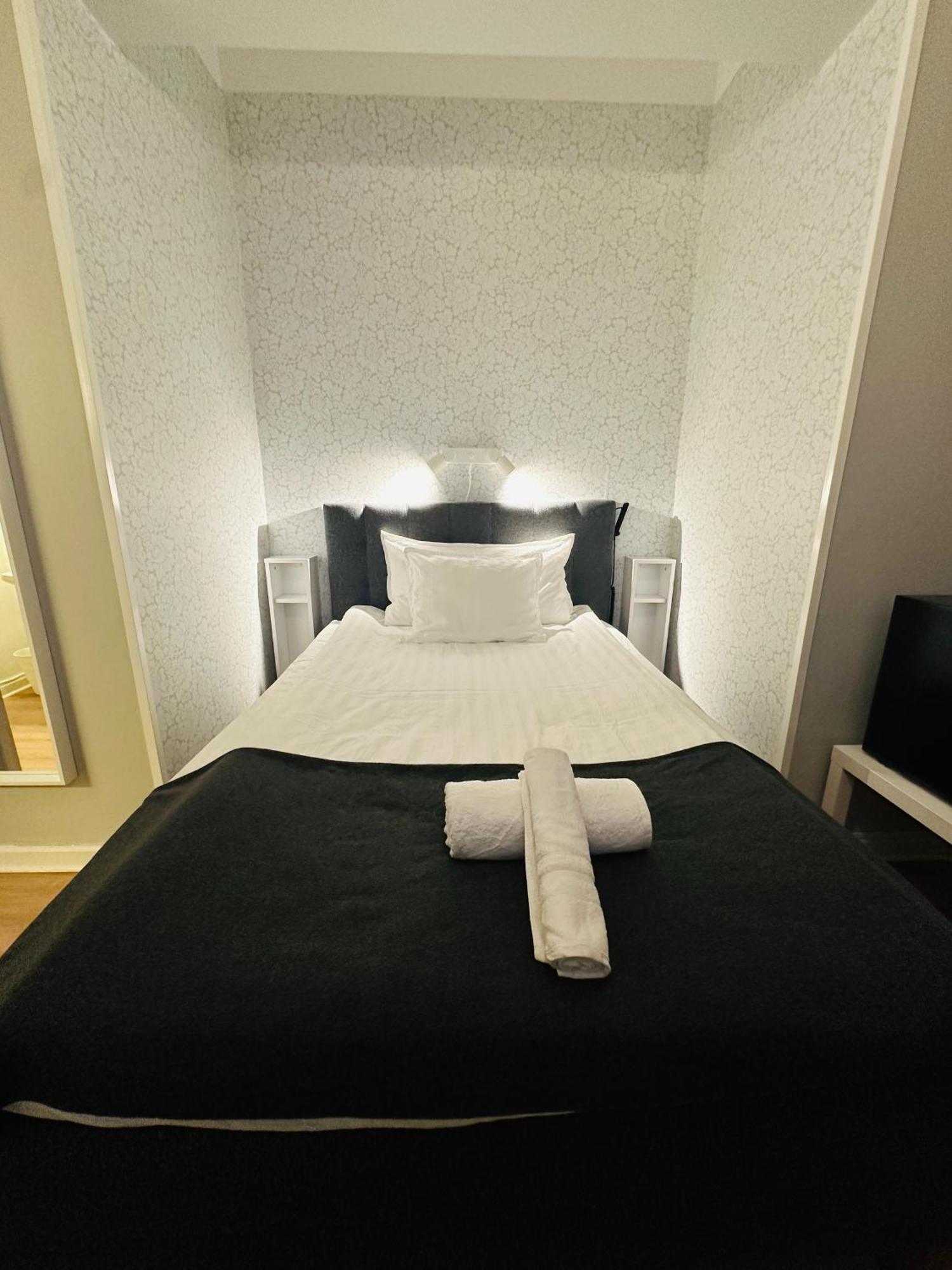Vattengraendens Vandrarhem & Hotel Norrköping Стая снимка
